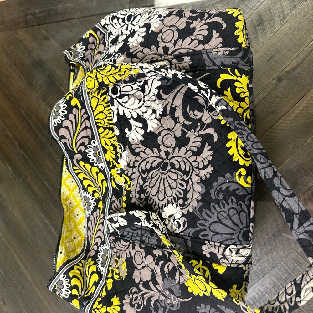 Vera Bradley tote bag